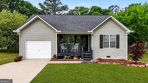 Photo of 140 Buck Boulevard SE, Calhoun, GA 30701 (MLS # 10755007)