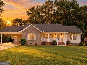 201 Briarwood CIR Summerville GA 30747