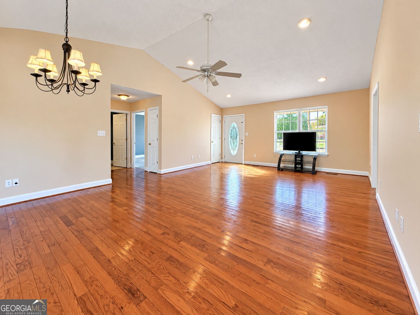 201 Briarwood CIR