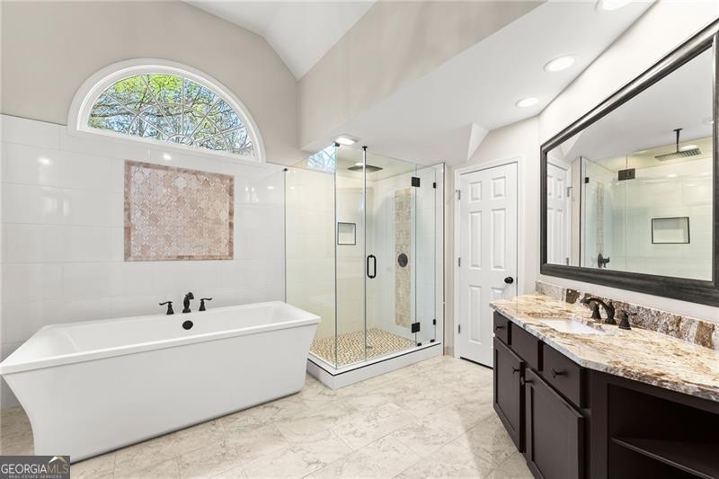 4140 River Bluff Run WAY