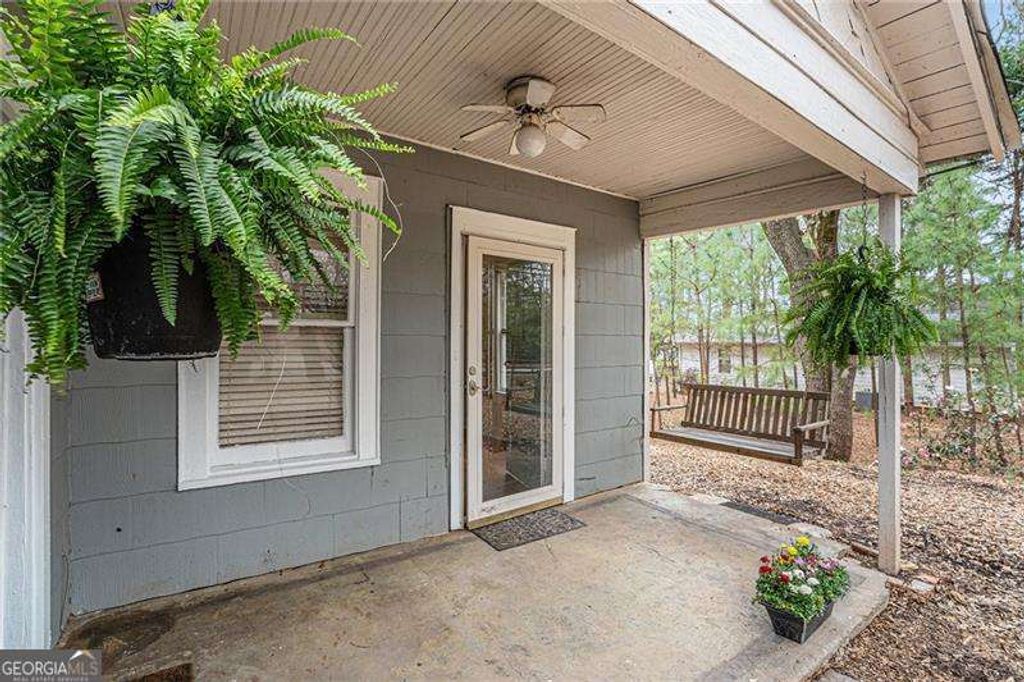 Photo of 3110 Rockbridge Road #B, Avondale Estates, GA 30002 (MLS # 10727042)