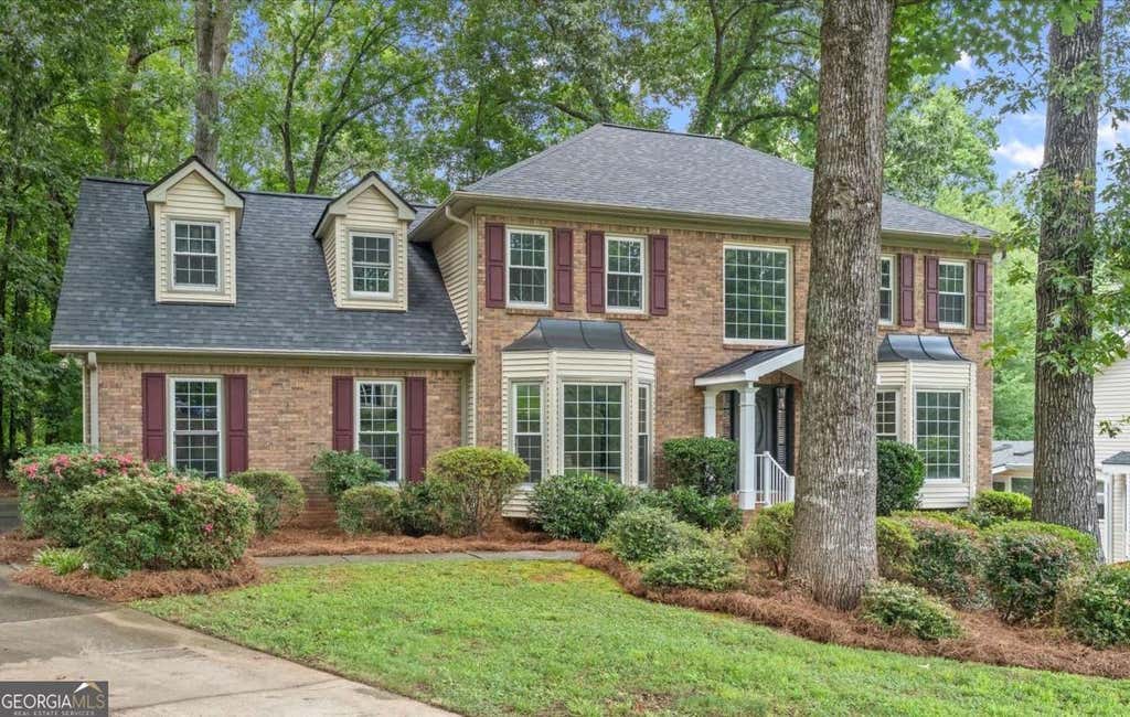 Photo of 2711 Arbor Summit, Marietta, GA 30066 (MLS # 10814447)