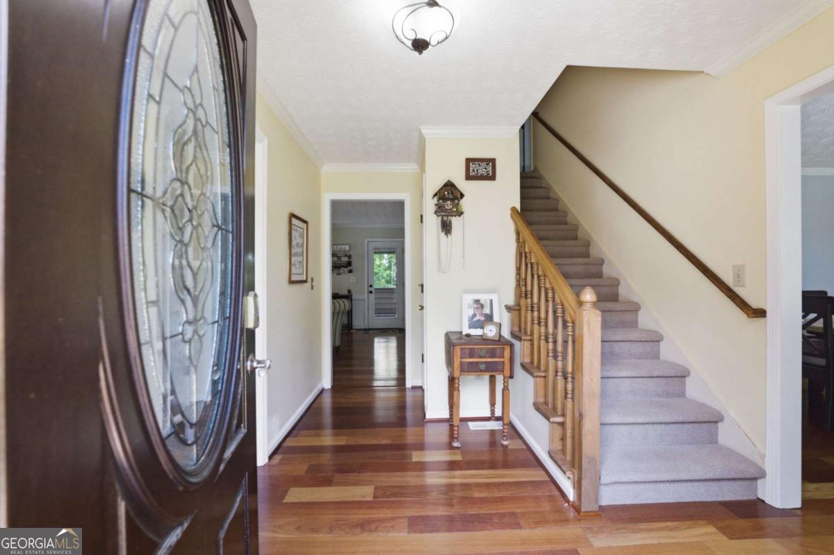 5001 Willow Creek DR