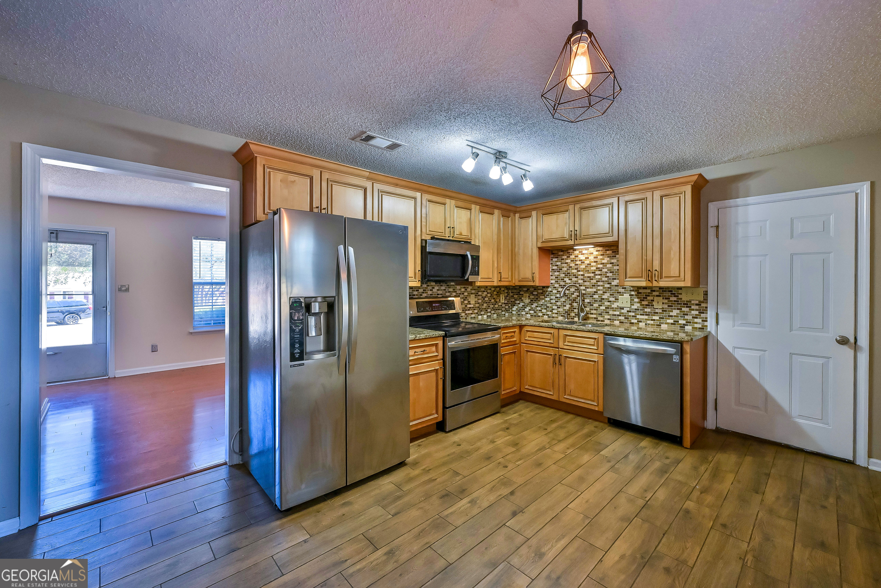 2802 Stonewater DR