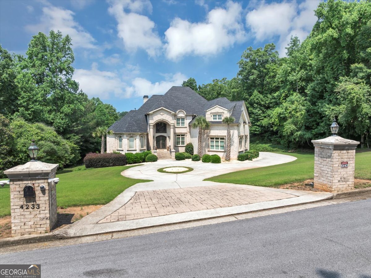 Lithonia, Georgia 30038, United States, 5 Bedrooms Bedrooms, ,6 BathroomsBathrooms,Residential,Active,168000