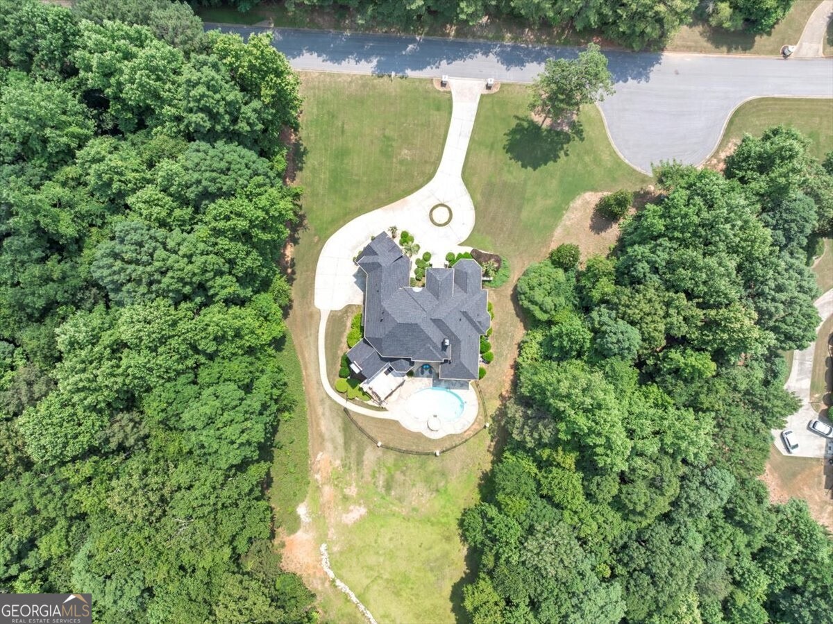 Lithonia, Georgia 30038, United States, 5 Bedrooms Bedrooms, ,6 BathroomsBathrooms,Residential,Active,168000