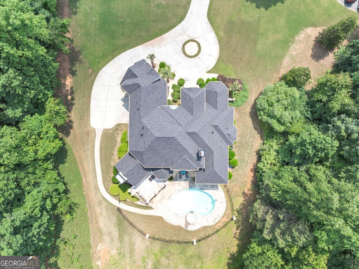 Lithonia, Georgia 30038, United States, 5 Bedrooms Bedrooms, ,6 BathroomsBathrooms,Residential,Active,168000