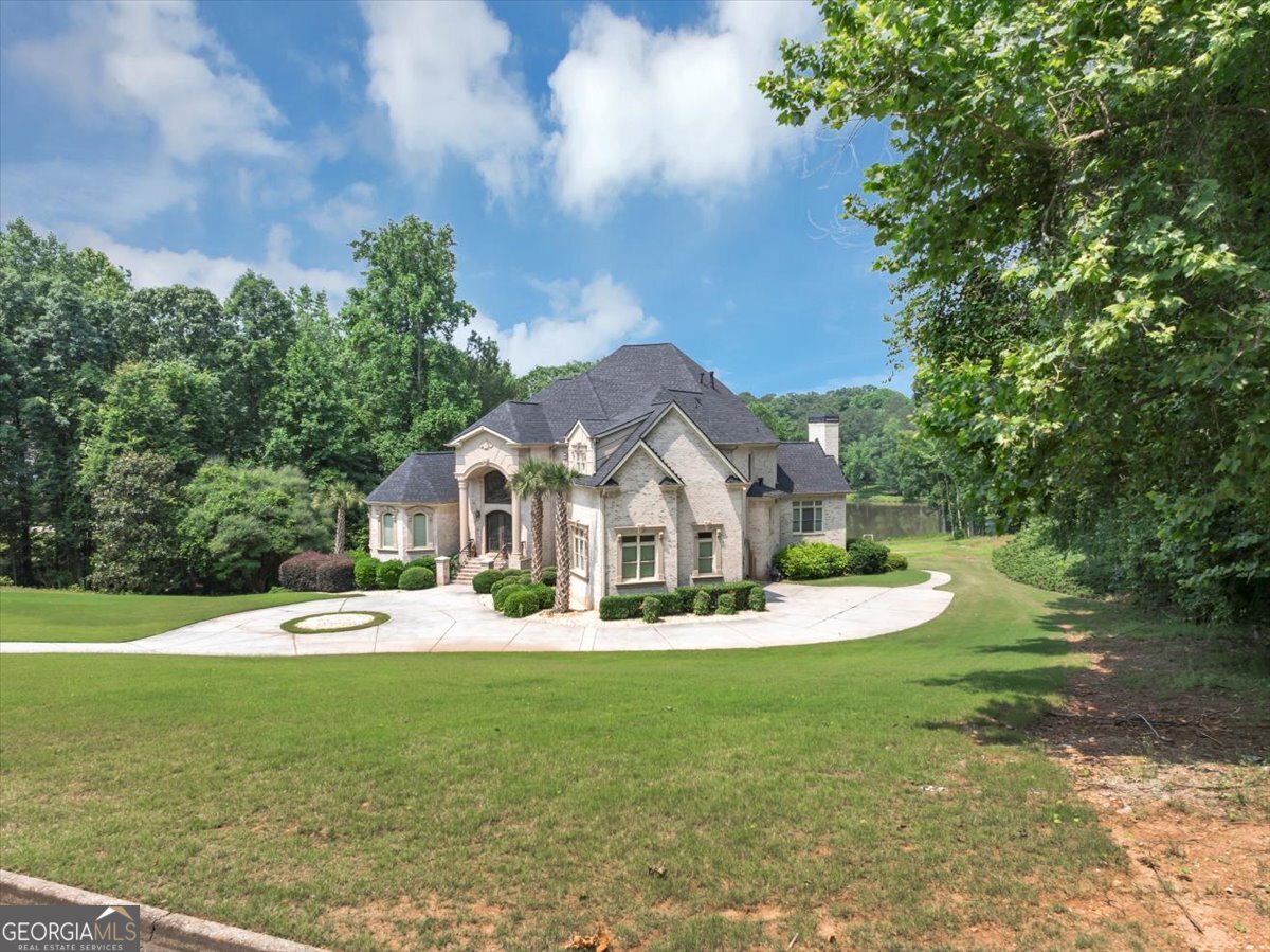 Lithonia, Georgia 30038, United States, 5 Bedrooms Bedrooms, ,6 BathroomsBathrooms,Residential,Active,168000