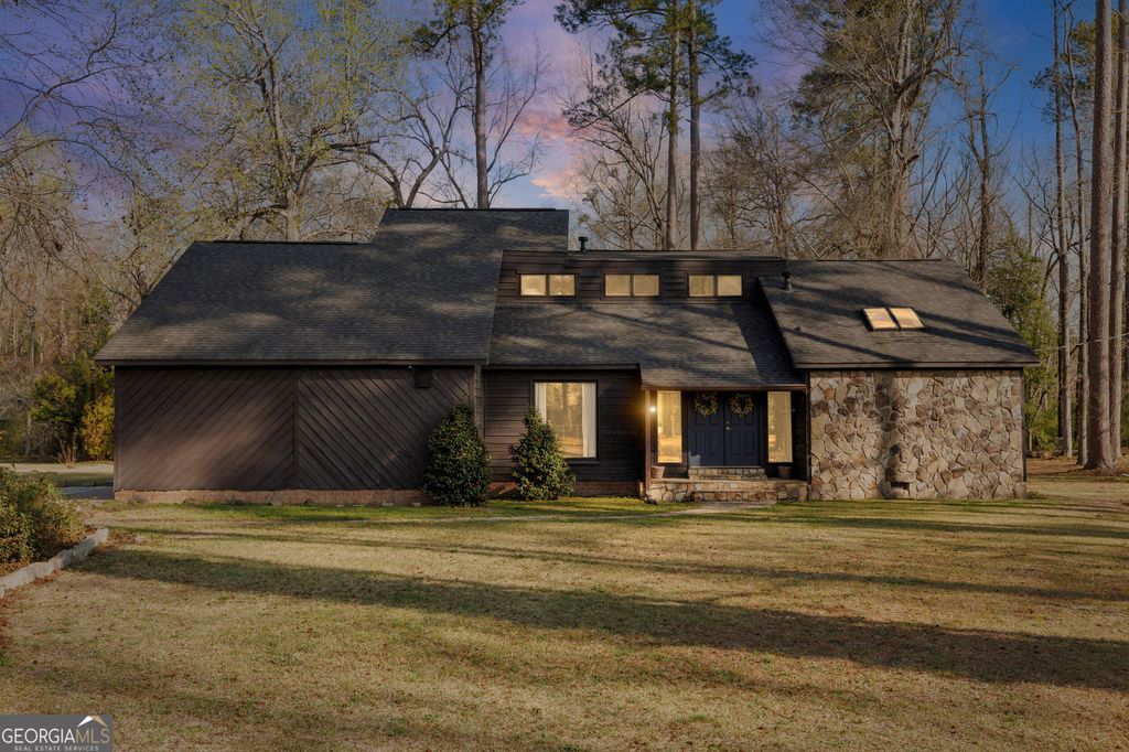 Photo of 4002 Burning Tree Lane, Augusta, GA 30906 (MLS # 10717018)