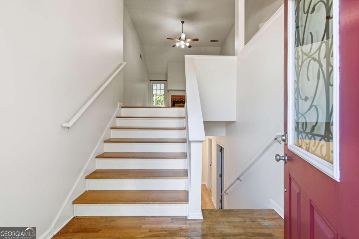 18 Planters DR NW