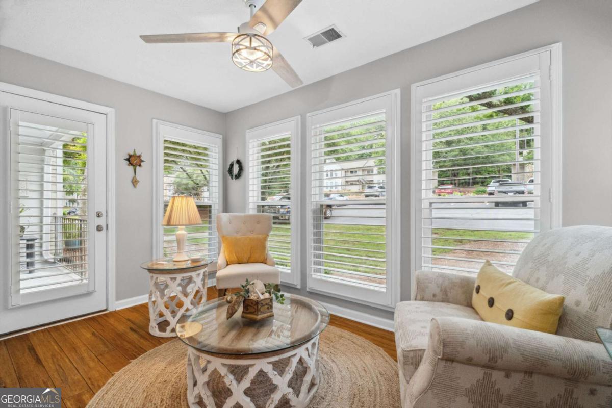 3408 Lake Pointe CIR