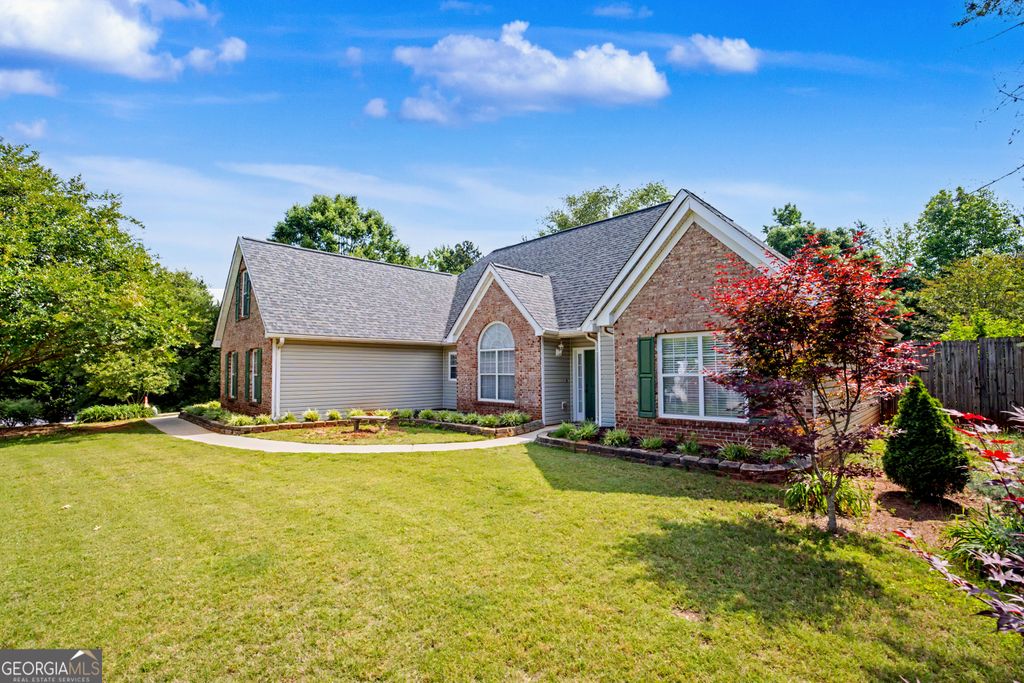 Photo of 240 Albertas Court, McDonough, GA 30252 (MLS # 10769693)