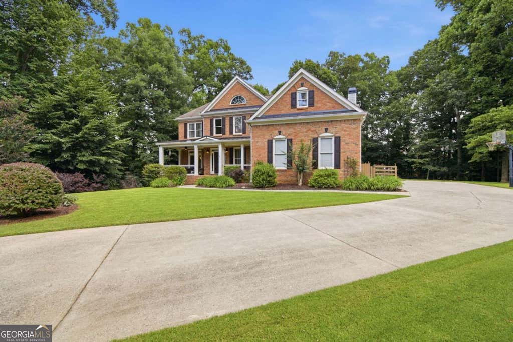 Photo of 1005 Coleridge Way, Suwanee, GA 30024 (MLS # 10796432)