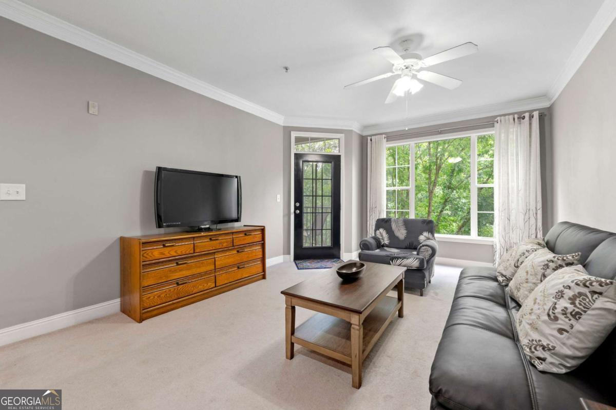 Decatur, Georgia 30033, United States, 1 Bedroom Bedrooms, ,1 BathroomBathrooms,Residential,Active,233853