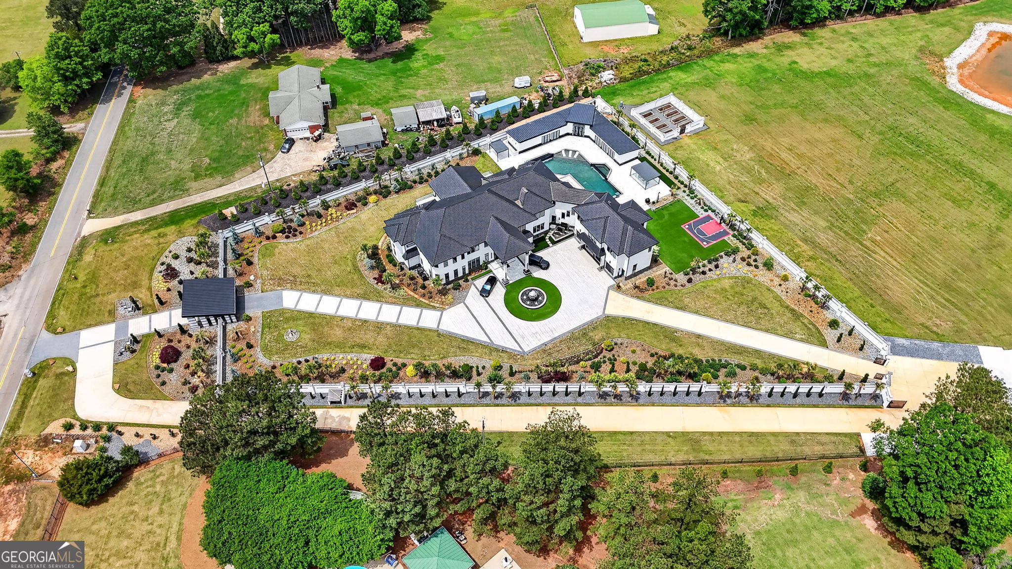 3701 Bill Gardner PKWY
