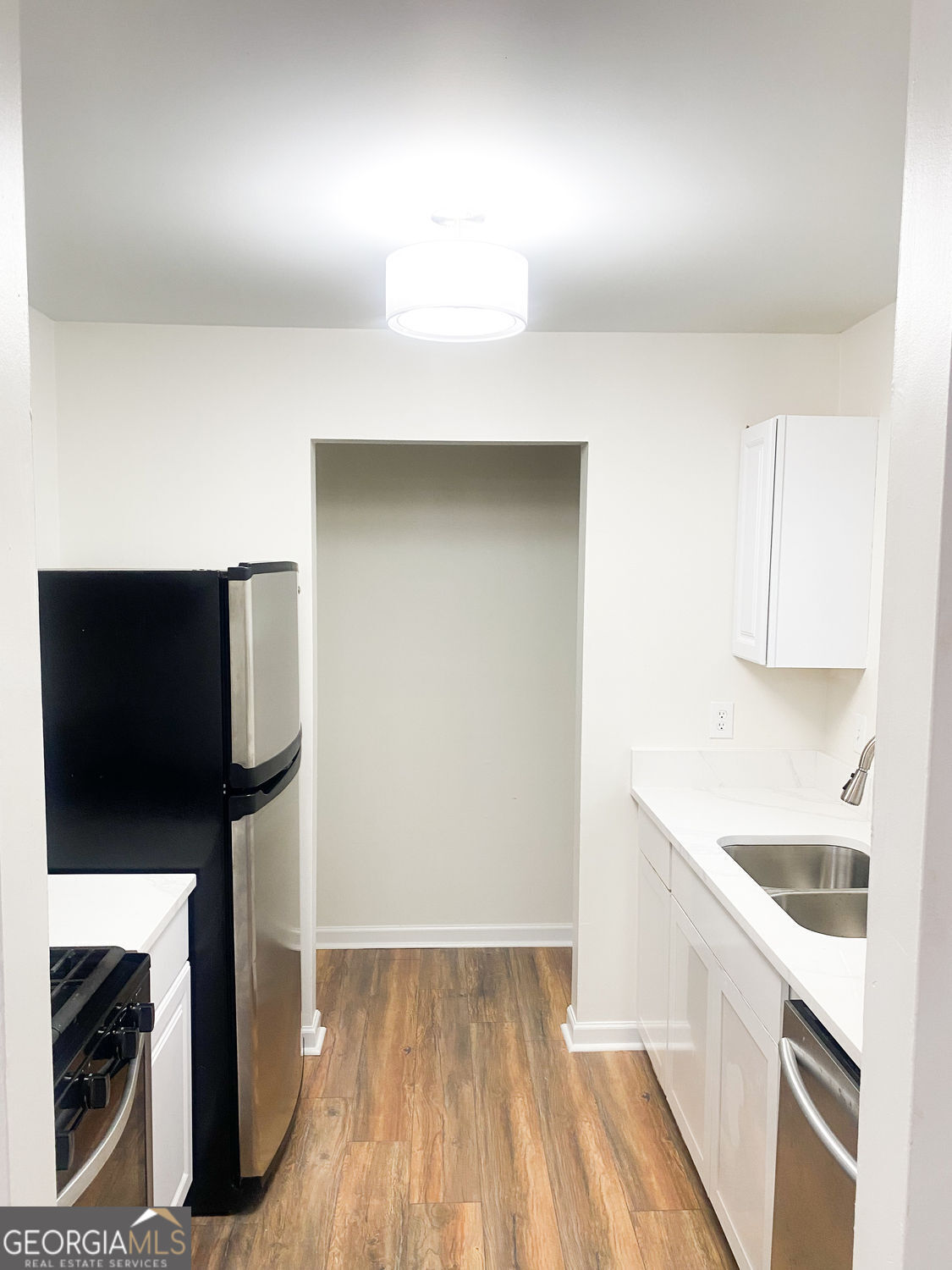 7010 Oakhill CIR