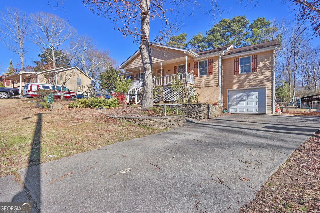 Photo of 869 Falcon Crest Drive, Lawrenceville, GA 30043 (MLS # 10688903)
