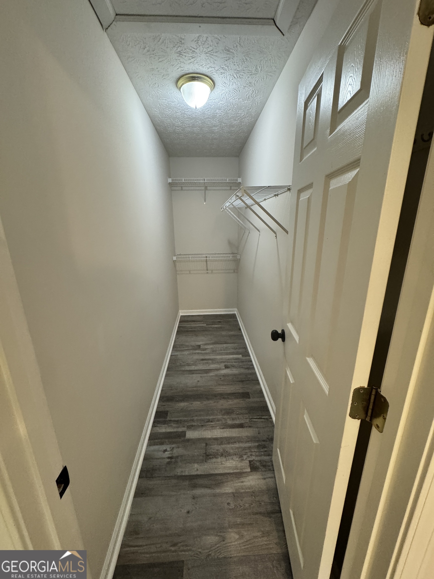 39 Royal Oaks LN