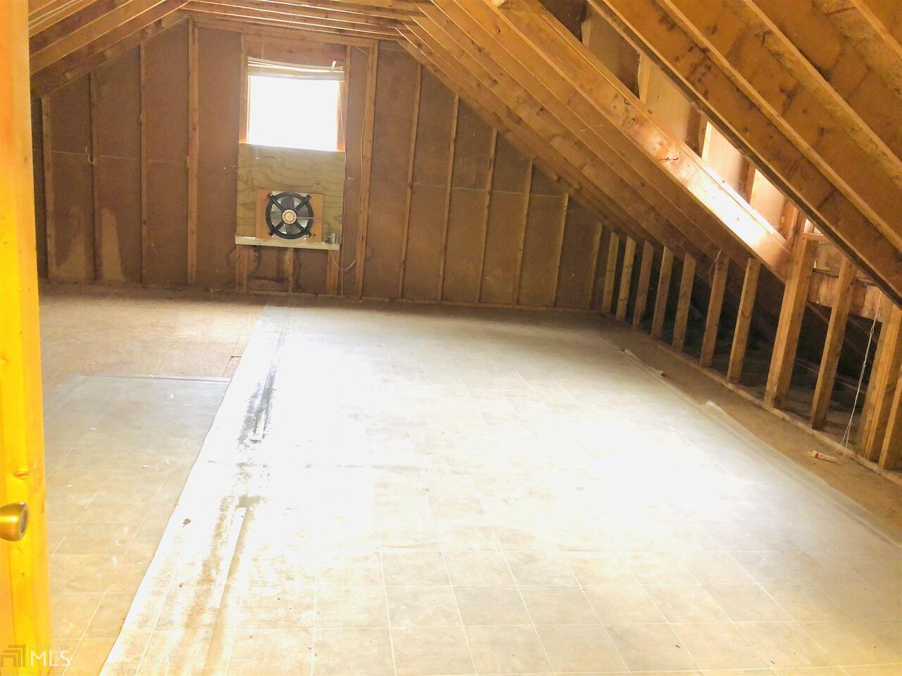 Coatsworth Manor - Residential