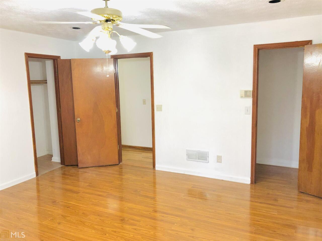 Coatsworth Manor - Residential