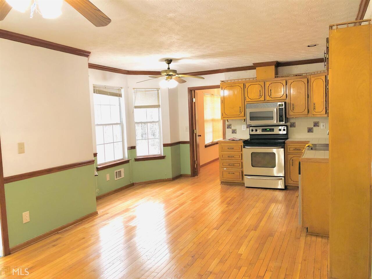 Coatsworth Manor - Residential