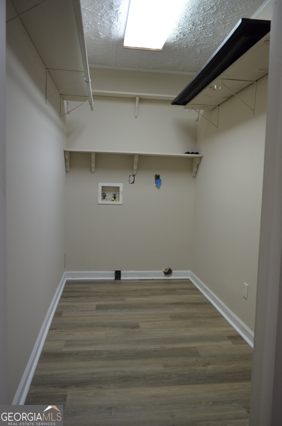 Lake Sardis Estates - Residential