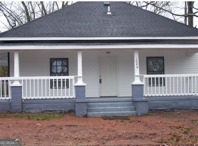 Welcome to 1024 Lake Avenue in Griffin, GA - a beautifully maintained home offering comfort, style, and convenience. Step inside to find a spacious living area filled with natural light, perfect for both relaxing evenings and entertaining guests. The kitchen boasts modern cabinetry, ample counter space, and a smooth flow into the dining area - ideal for family gatherings. The bedrooms are generously sized, providing comfort and privacy, while the bathrooms feature tasteful finishes. Enjoy outdoor living with a private backyard that's perfect for weekend barbecues, children's play, or quiet mornings with coffee. Located in a desirable Griffin neighborhood, this home is close to schools, shopping, and major roadways for an easy commute. Don't miss the opportunity to make this your new home. Schedule a tour today and fall in love with 1024 Lake Avenue!
