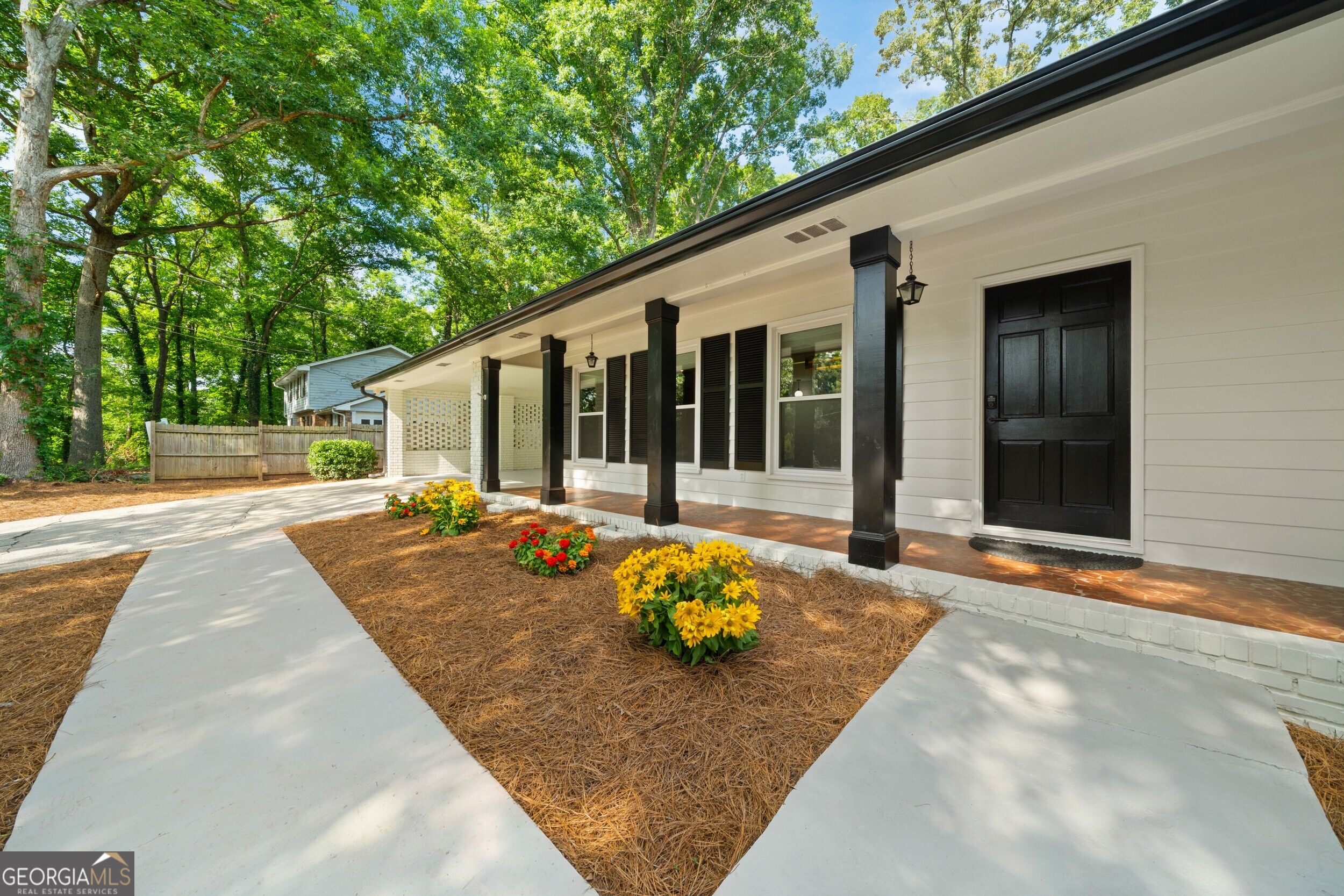 1415 Driftwood CT
