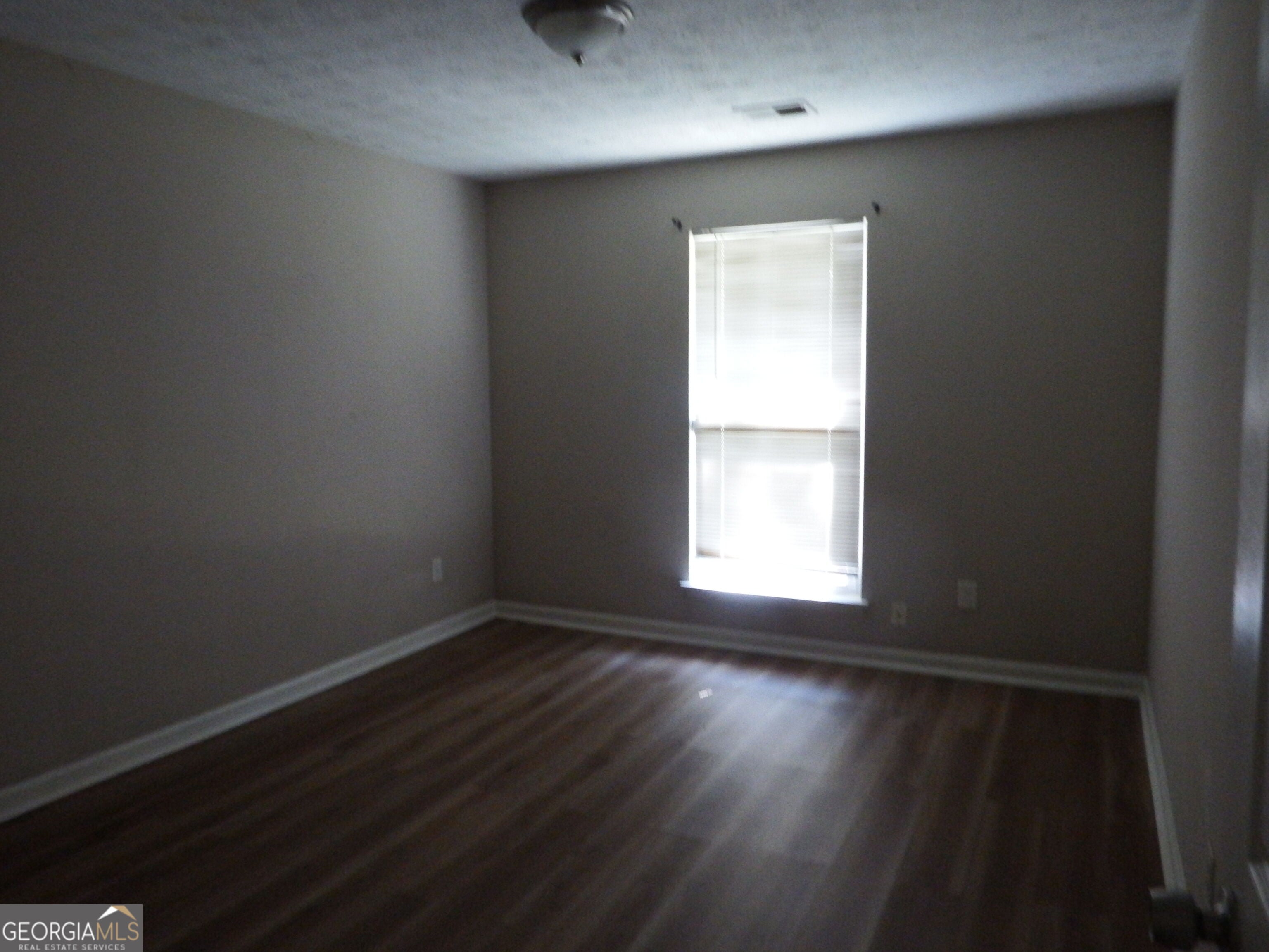 3503 Riverchase KNLS
