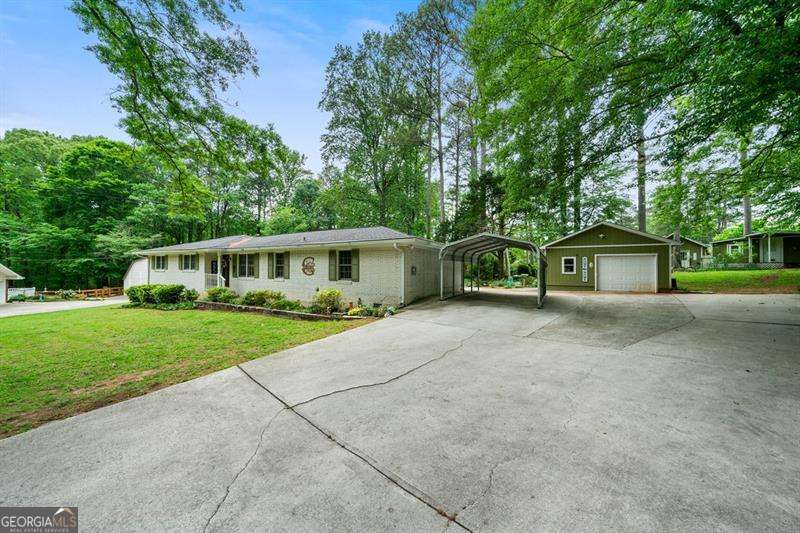 5839 Darry CIR