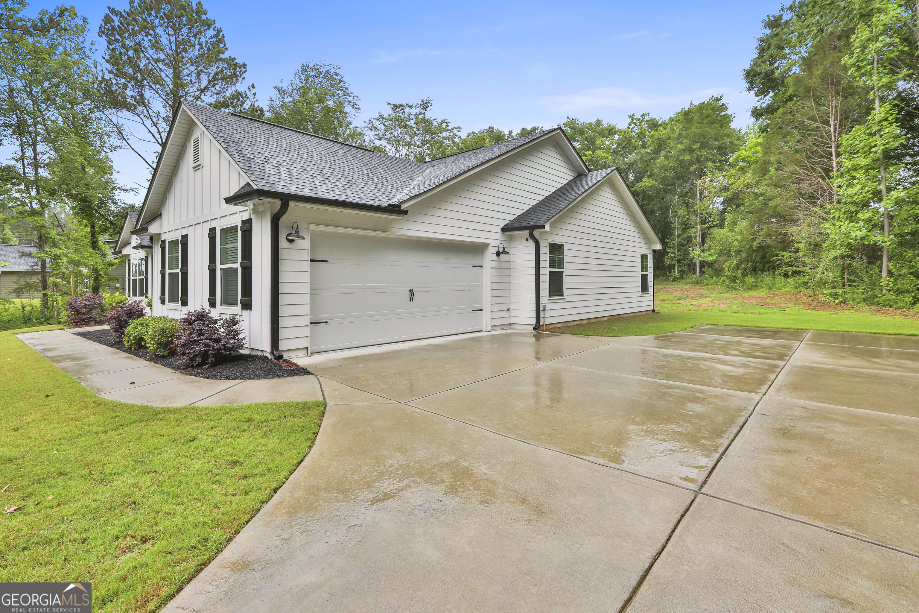 2112 Highway 54