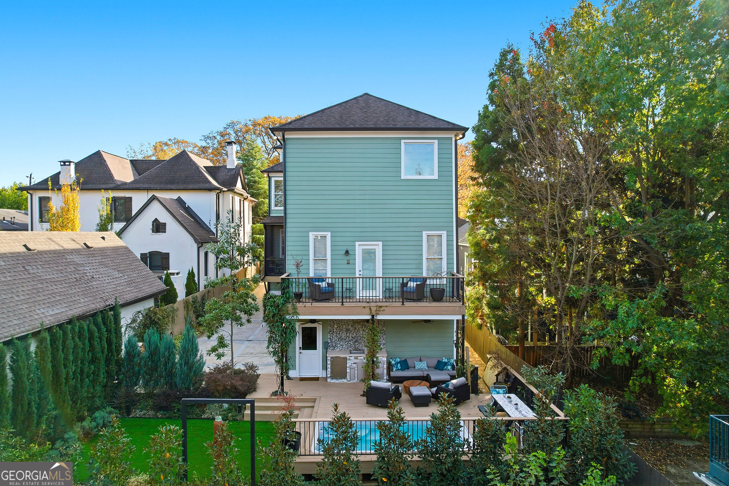 Atlanta, Georgia 30312, United States, 6 Bedrooms Bedrooms, ,7 BathroomsBathrooms,Residential,Active,245906