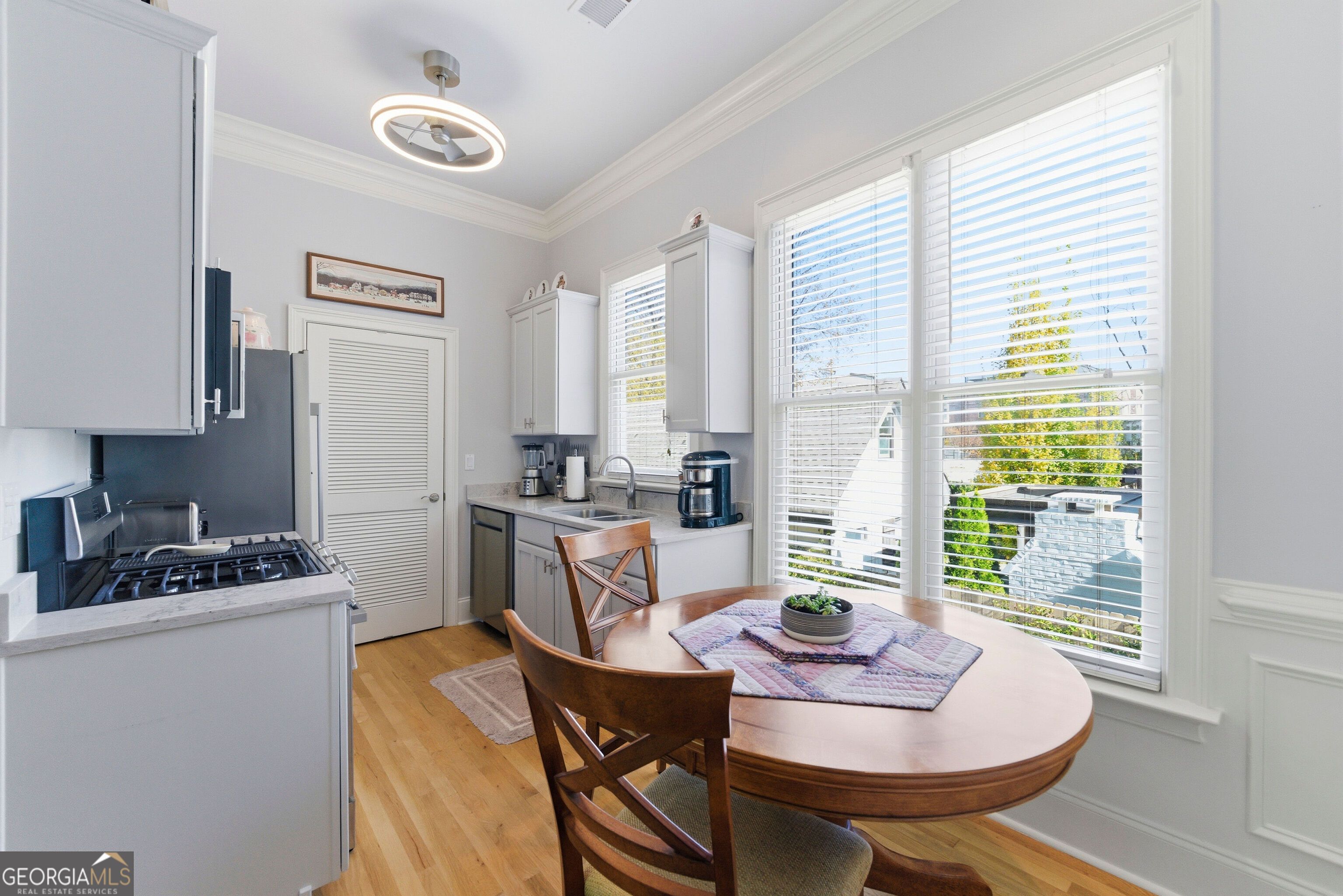 Atlanta, Georgia 30312, United States, 6 Bedrooms Bedrooms, ,7 BathroomsBathrooms,Residential,Active,245906