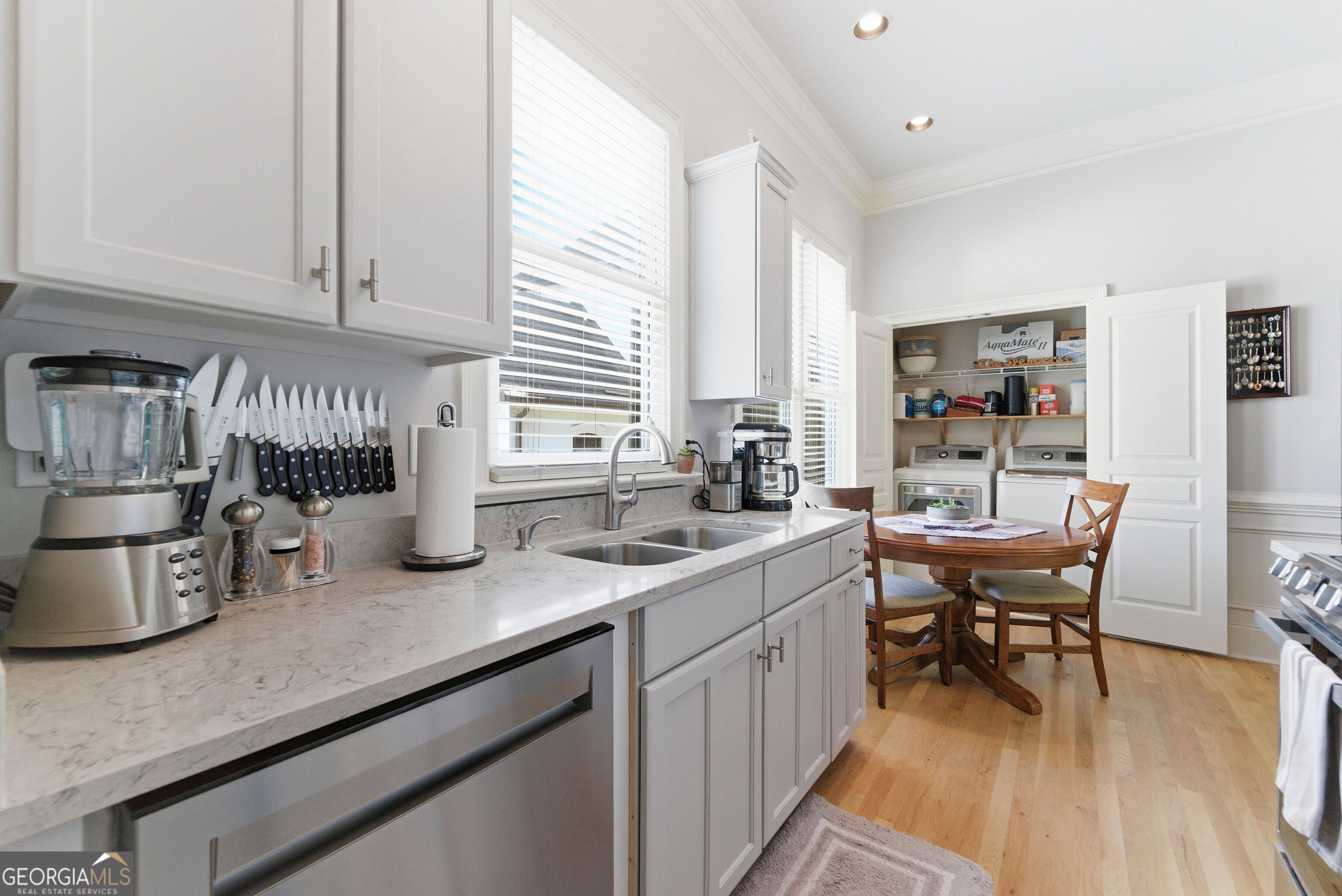 Atlanta, Georgia 30312, United States, 6 Bedrooms Bedrooms, ,7 BathroomsBathrooms,Residential,Active,245906