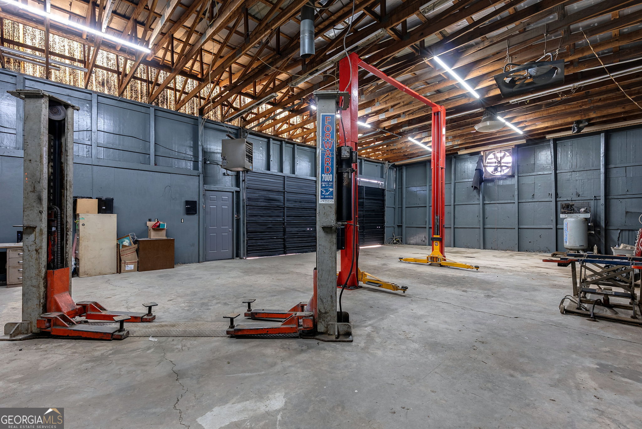 Commerce, Georgia 30529, United States, ,Commercial,Active,94061