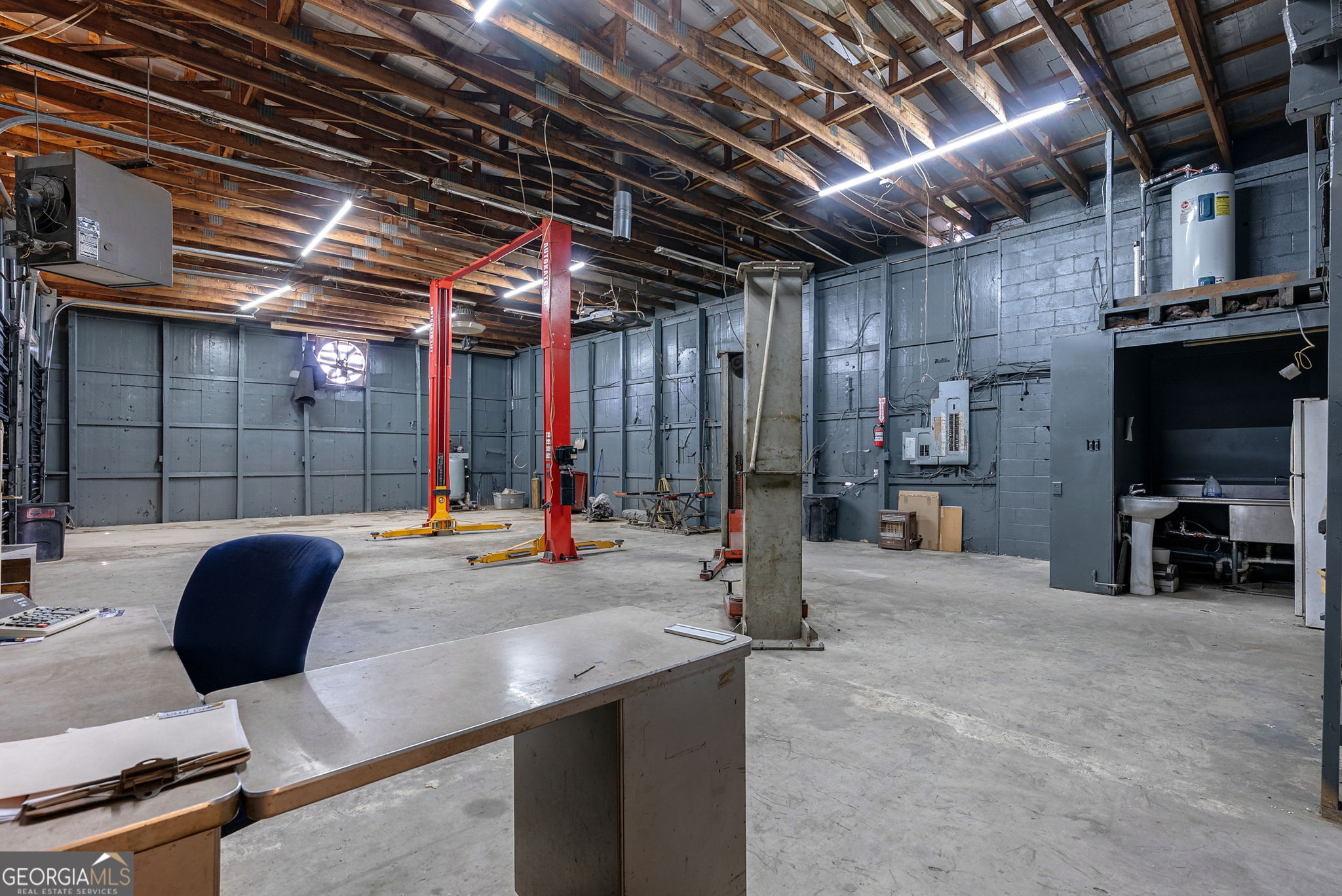 Commerce, Georgia 30529, United States, ,Commercial,Active,94061