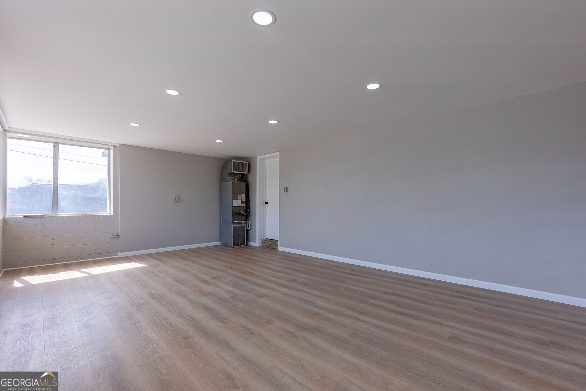 Commerce, Georgia 30529, United States, ,Commercial,Active,94061