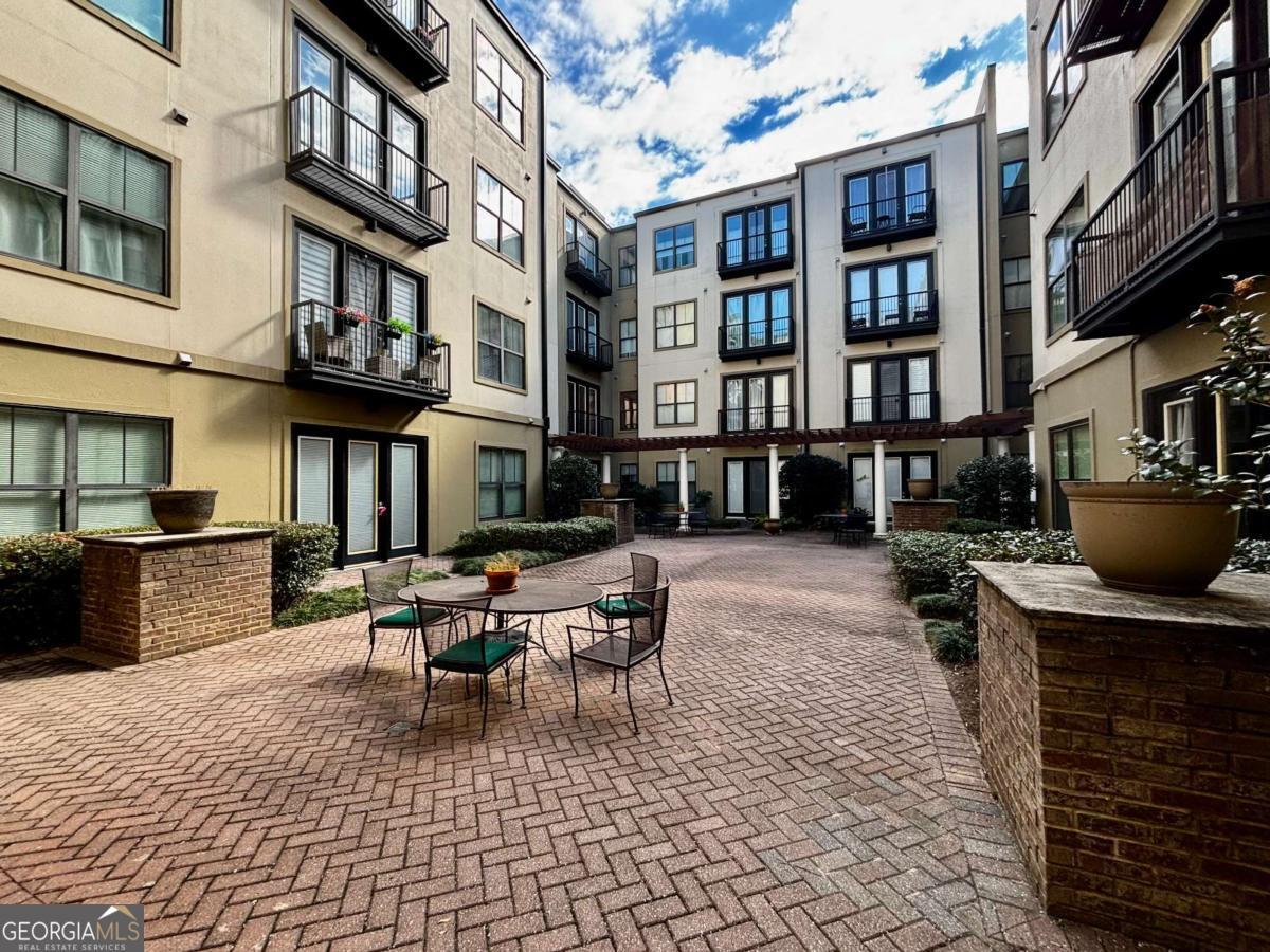 5300 Peachtree RD 604