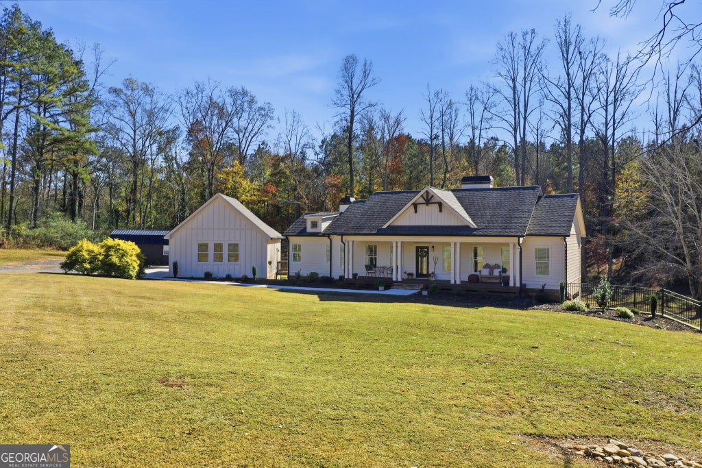 Photo of 735 Sardis Circle, Canton, GA 30114 (MLS # 10806289)
