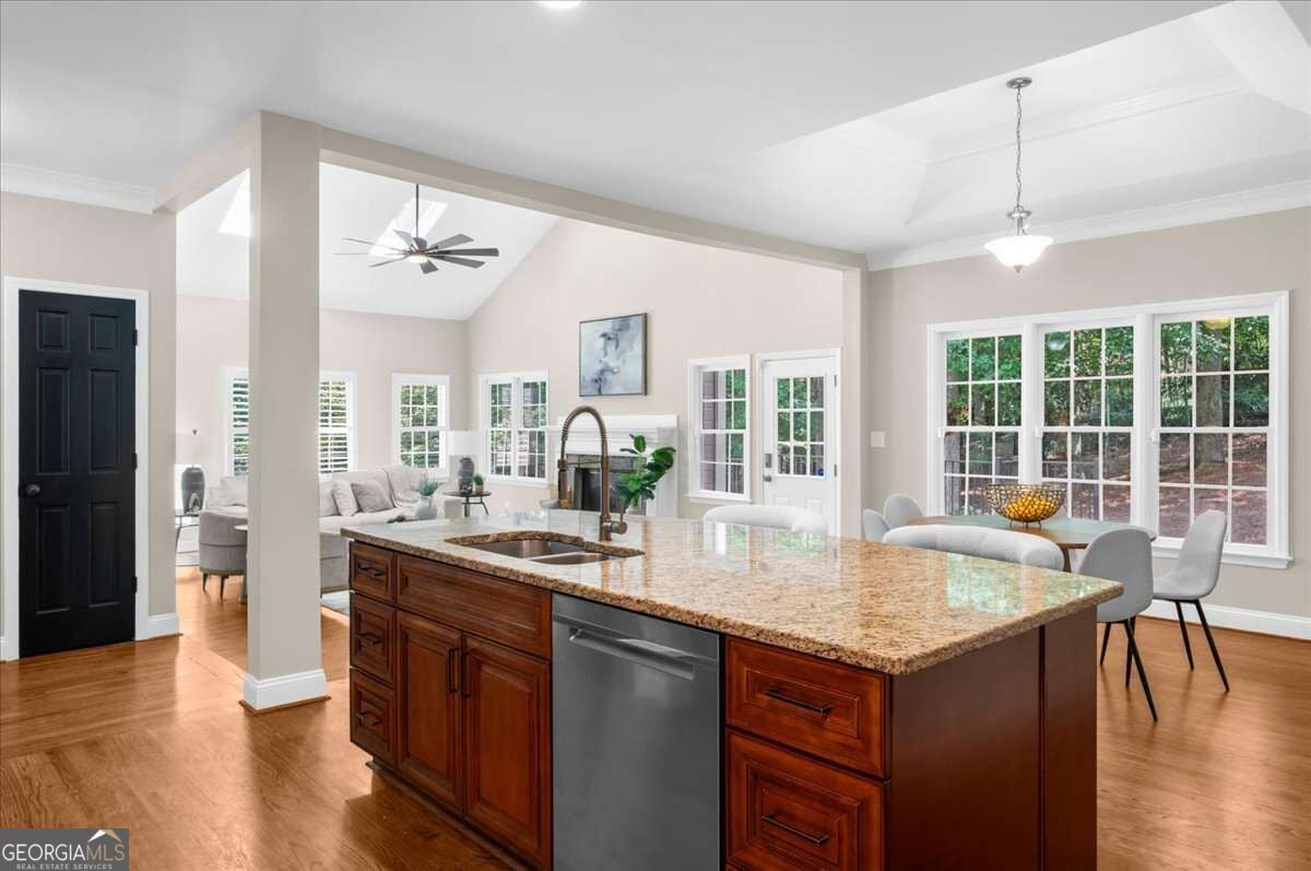 2995 Georgian Manor DR