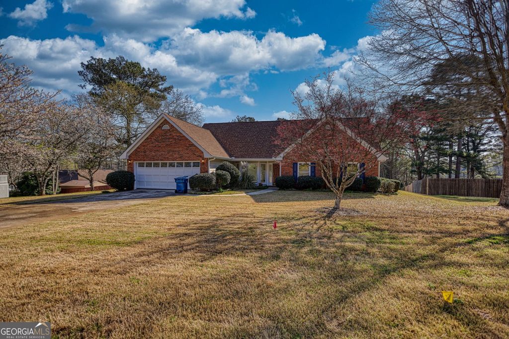 Photo of 1280 Stone Bridge Ct SW, Conyers, GA 30094 (MLS # 10716985)