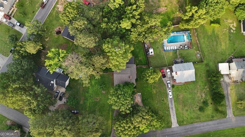 233 OAKRIDGE DR
