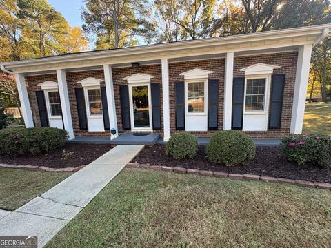 Photo of 2805 Homeland Drive, Atlanta, GA 30360 (MLS # 10705841)