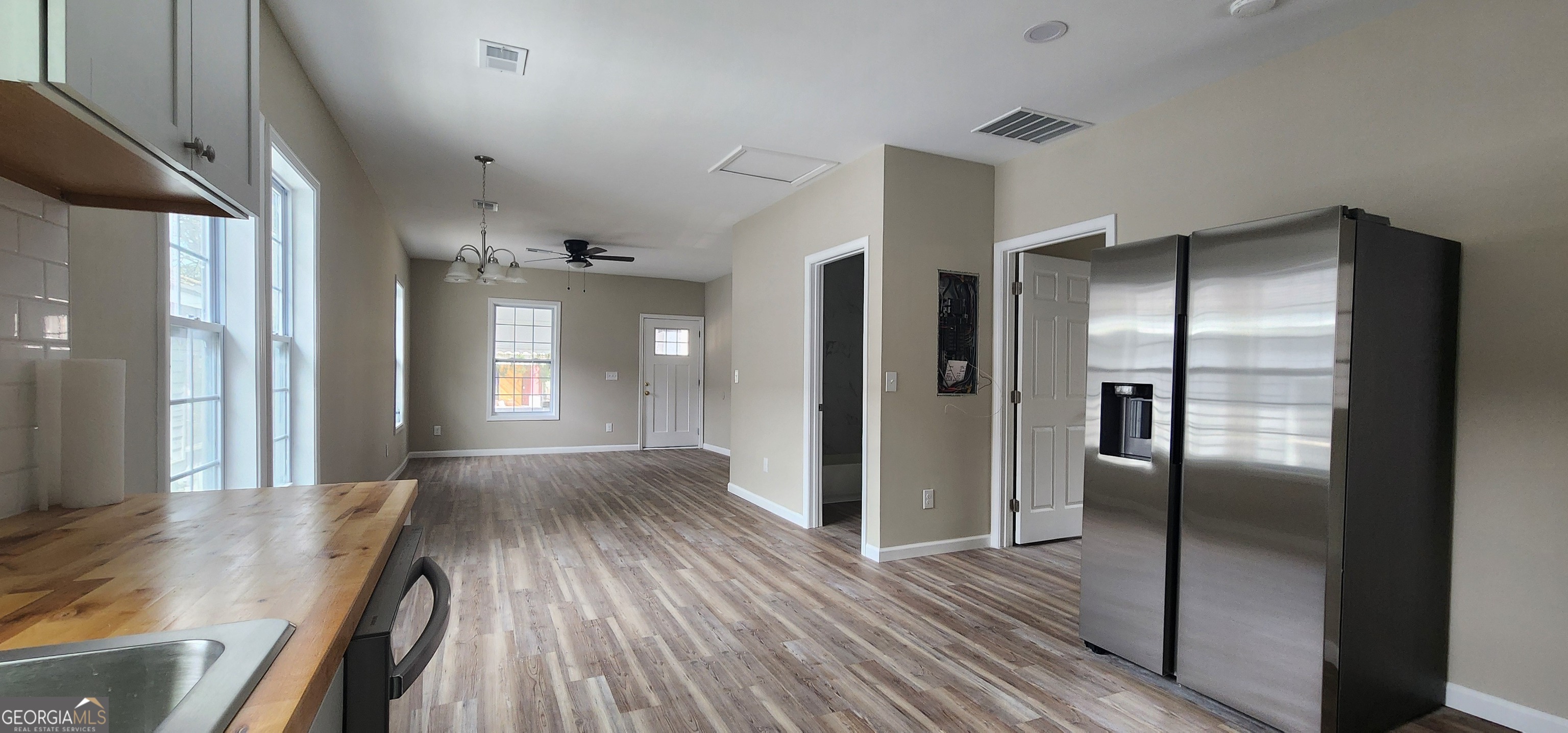 Atlanta, Georgia 30314, United States, 3 Bedrooms Bedrooms, ,2 BathroomsBathrooms,Residential,Active,2733