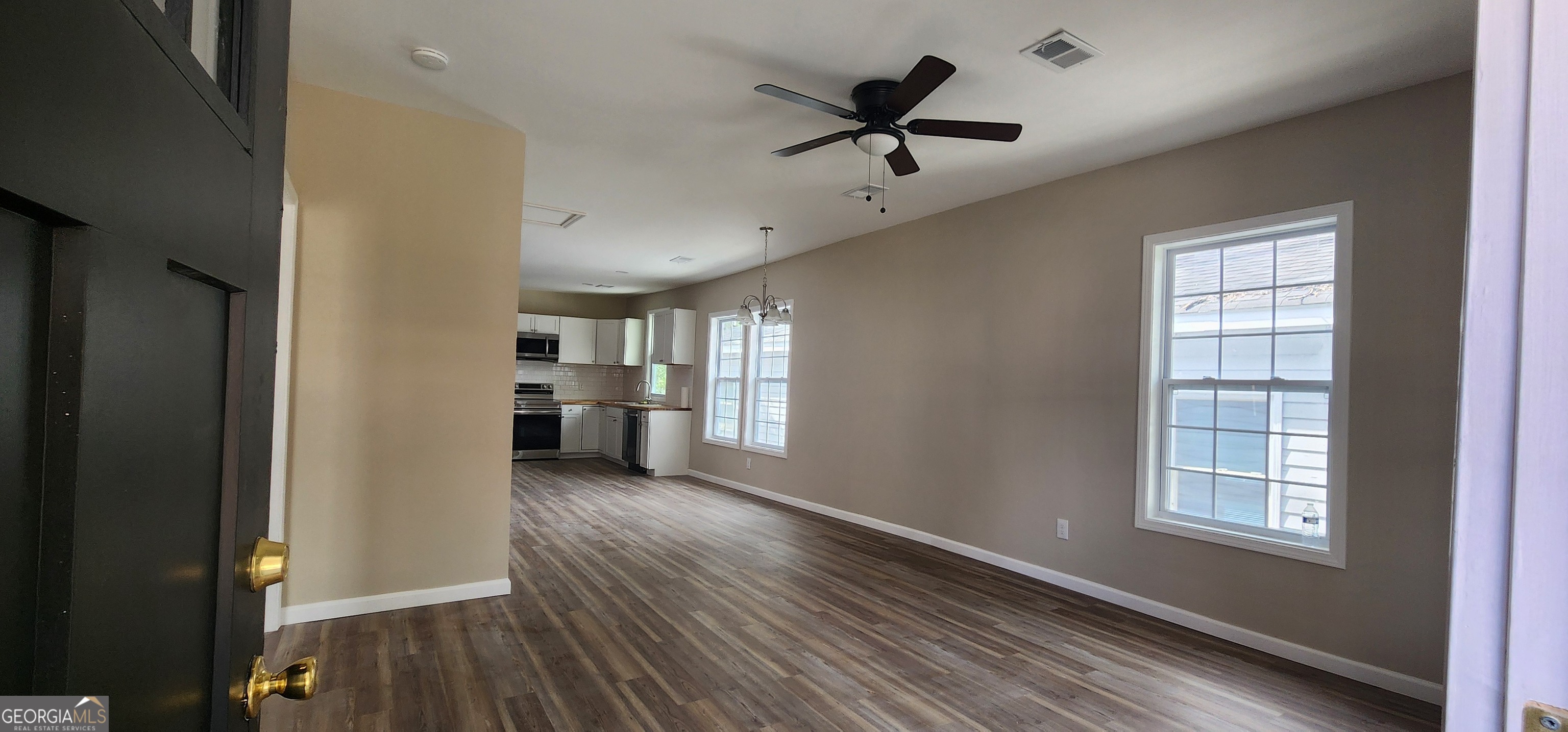 Atlanta, Georgia 30314, United States, 3 Bedrooms Bedrooms, ,2 BathroomsBathrooms,Residential,Active,2733