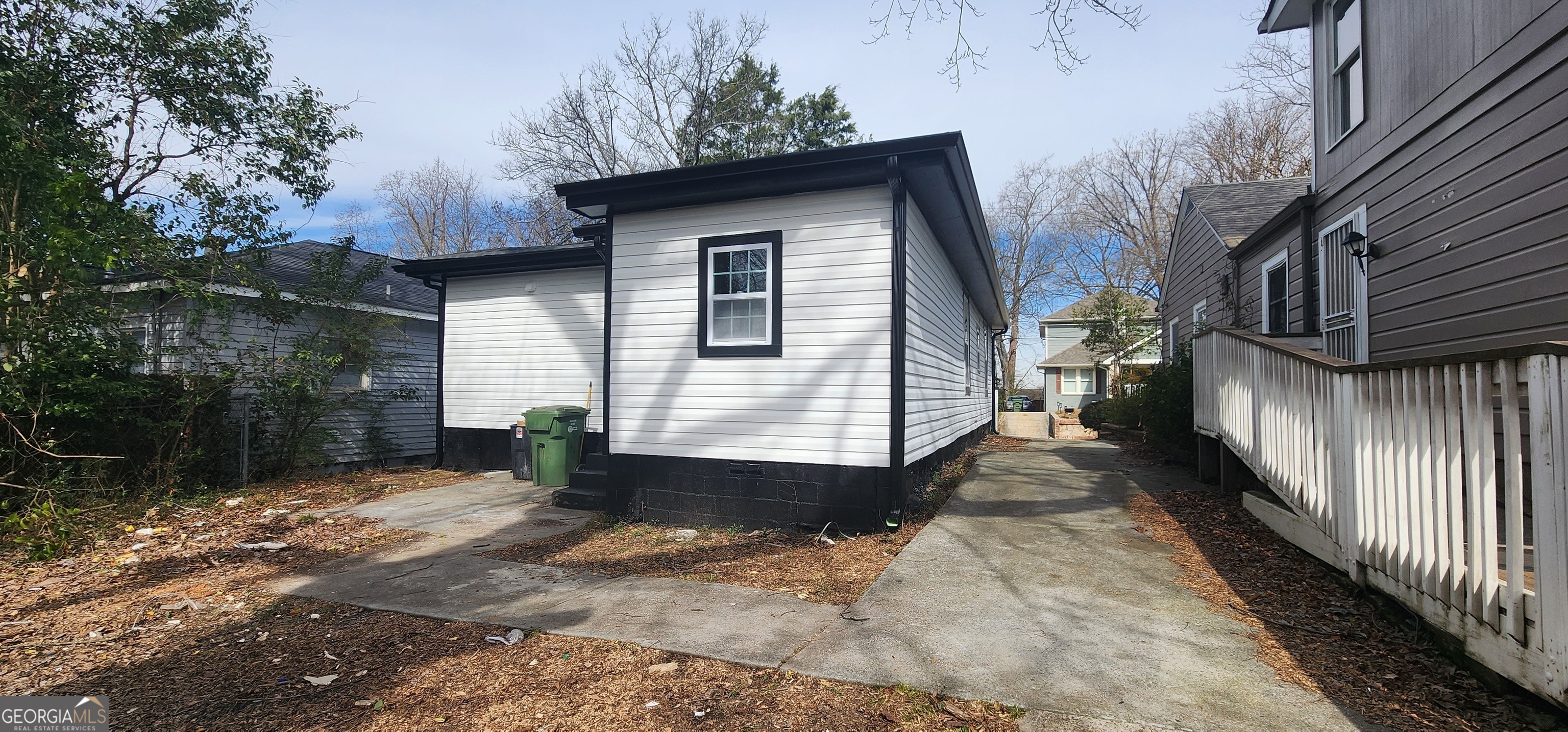 Atlanta, Georgia 30314, United States, 3 Bedrooms Bedrooms, ,2 BathroomsBathrooms,Residential,Active,2733