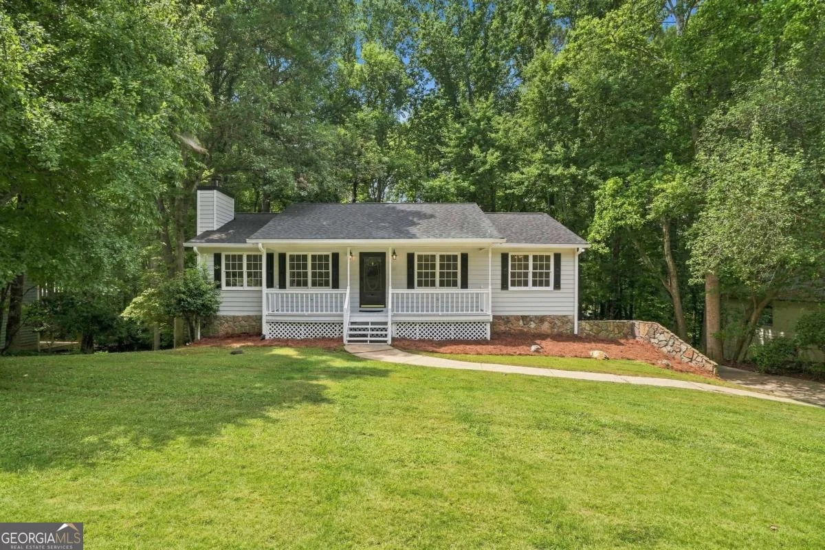 1208 Acorn Lane