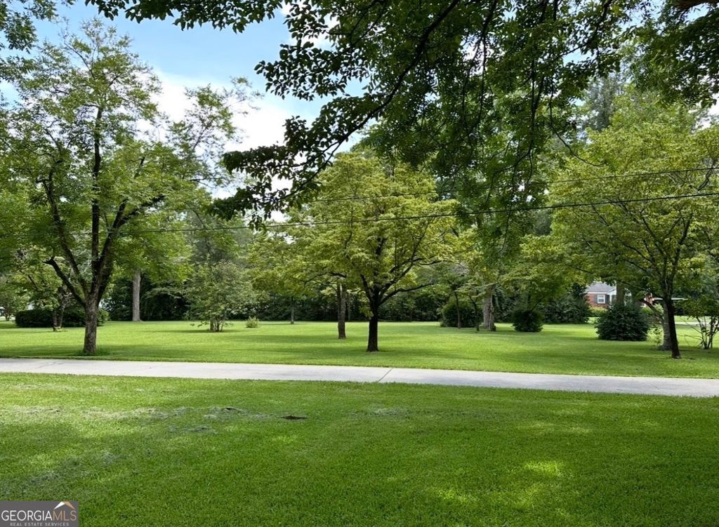 Photo of 112 Geneva Street, Dublin, GA 31021 (MLS # 10766473)