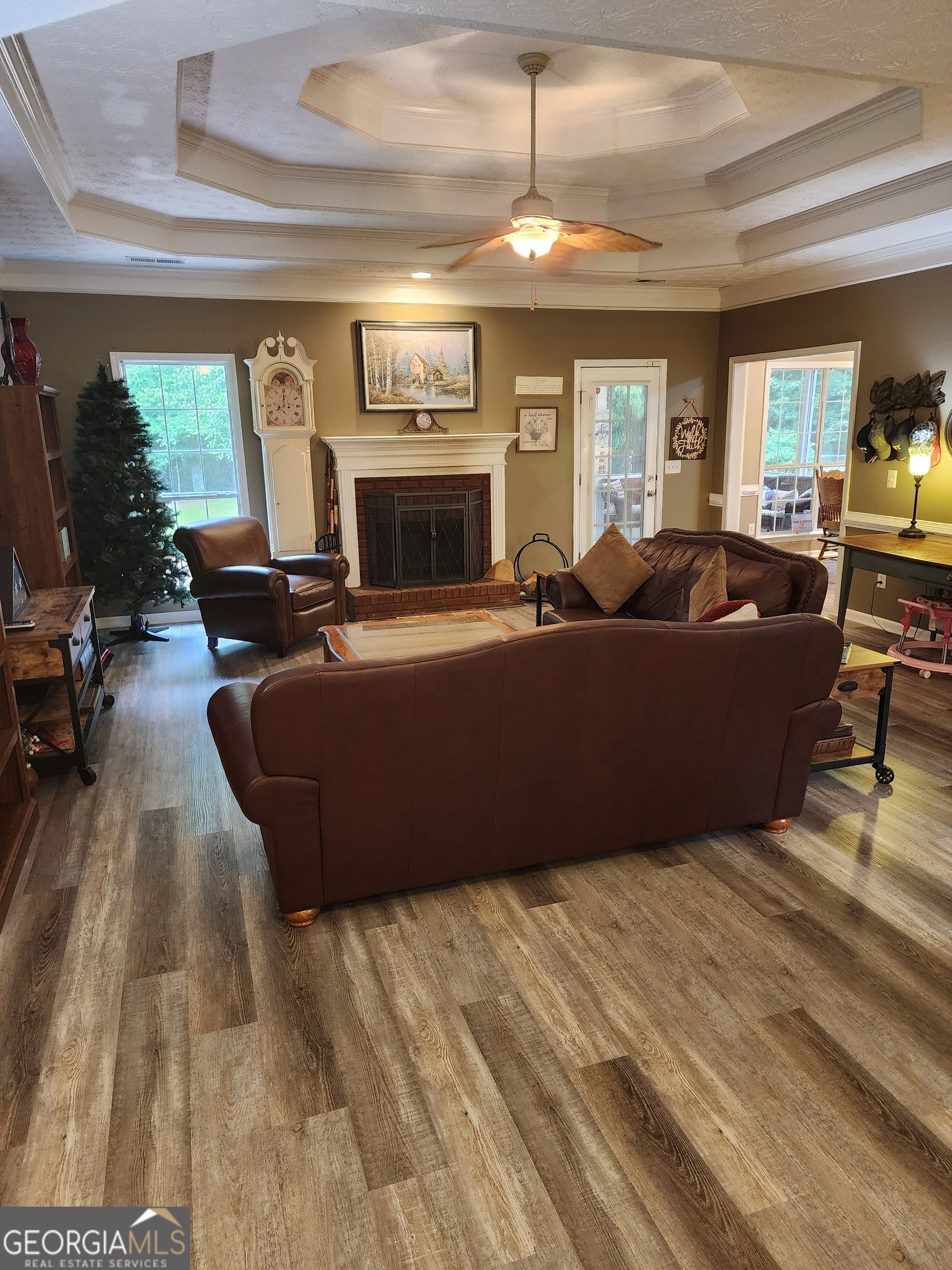 520 W Lake DR