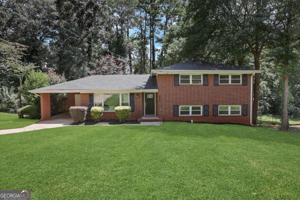 2982 Valley Ridge DR